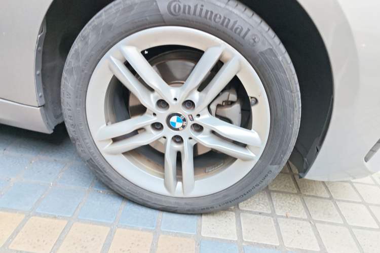 Used BMW 1 Series 2020 120i M Sport Package Right Front Wheel Hub