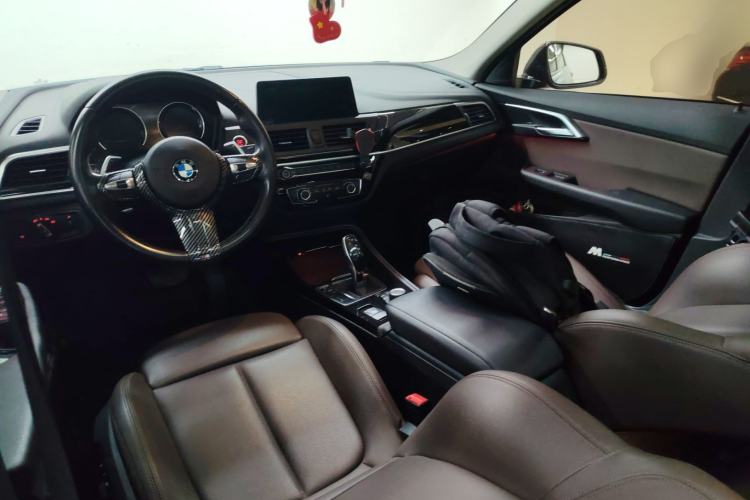 Used BMW 1 Series 2020 125i Leading Model M Sport Package Center Console