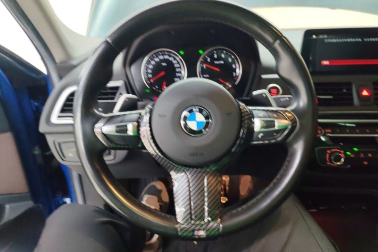 Used BMW 1 Series 2020 125i Leading Model M Sport Package Steering Wheel