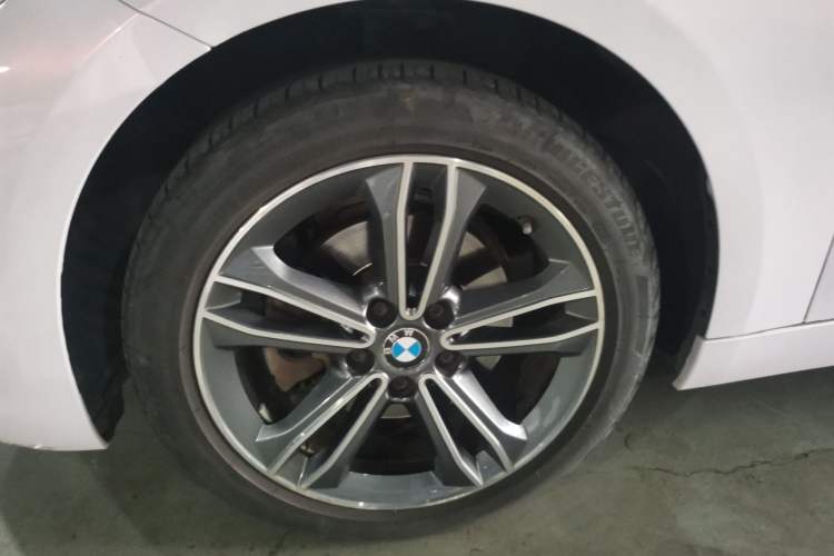 Used BMW 1 Series 2020 120i Fashion Model Exterior 7