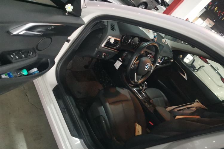 Used BMW 1 Series 2020 120i Fashion Model Interior 3