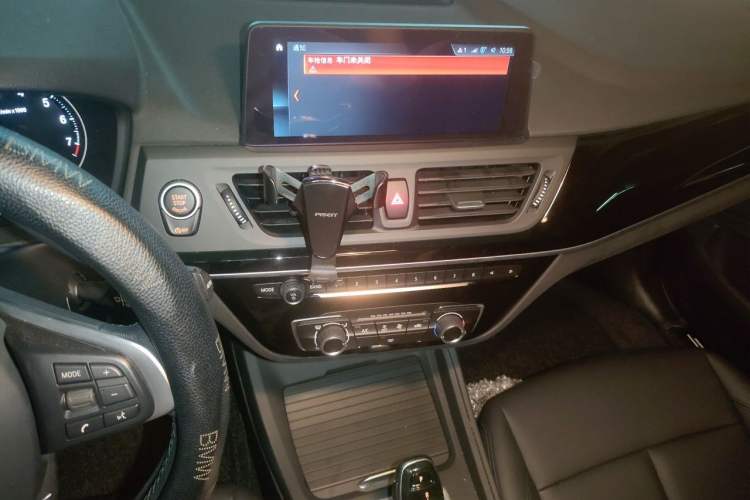 Used BMW 1 Series 2020 120i Fashion Model Audio And AC Panel