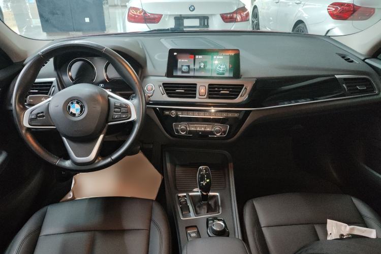 Used BMW 1 Series 2020 120i Fashion Model Center Console