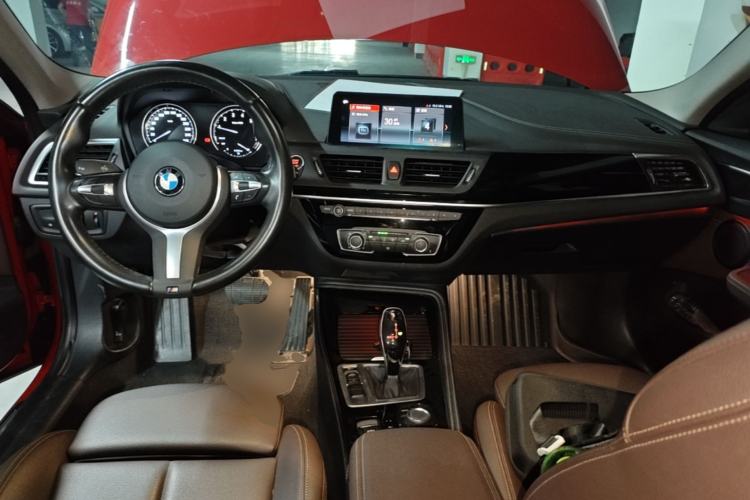 Used BMW 1 Series 2020 120i M Sport Package Center Console