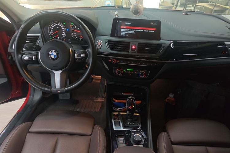 Used BMW 1 Series 2020 120i M Sport Package Center Console