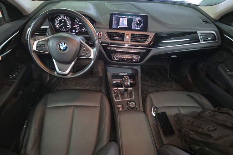 Used BMW 1 Series 2020 120i Fashion Model Center Console