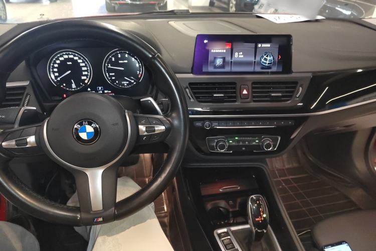 Used BMW 1 Series 2020 125i Leading Model M Sport Package Center Console