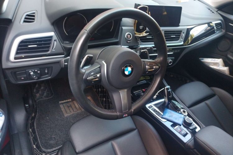 Used BMW 1 Series 2020 125i Leading Model M Sport Package Center Console