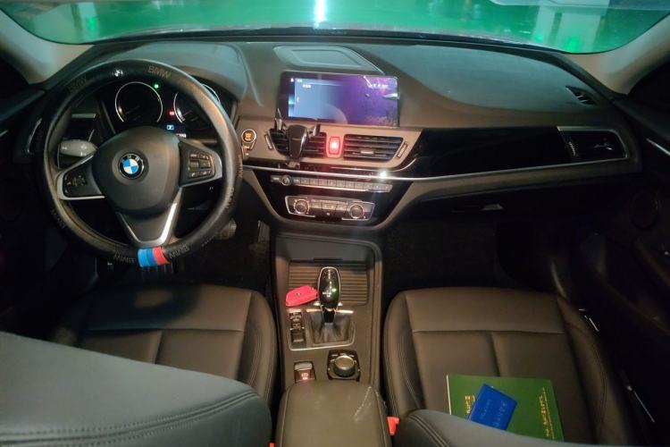 Used BMW 1 Series 2020 120i Fashion Model Center Console