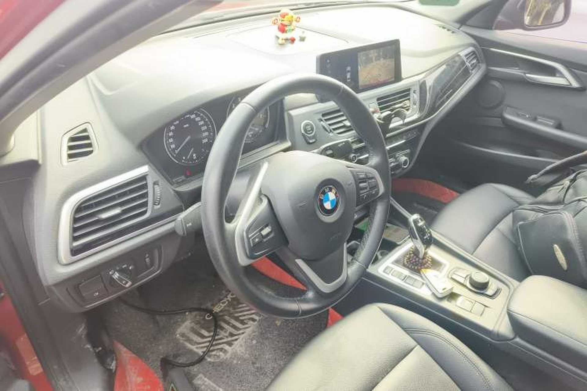 Used BMW 1 Series 2020 120i Fashion Model Center Console