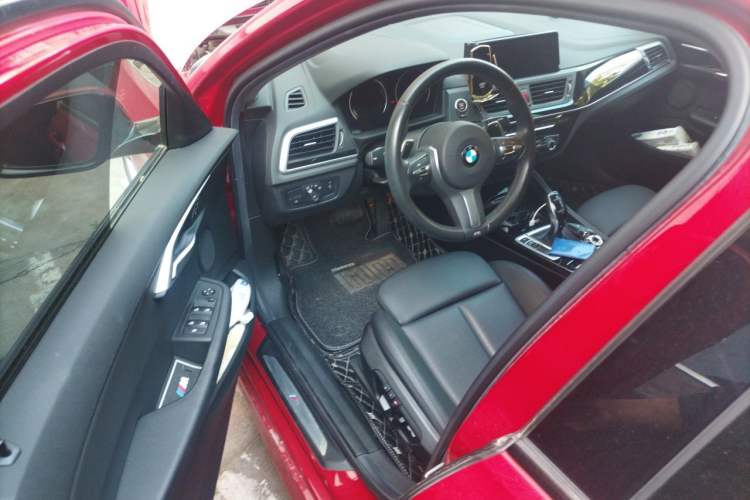 Used BMW 1 Series 2020 125i Leading Model M Sport Package Driver Seat