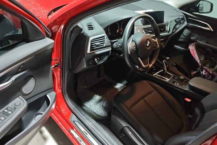 Used BMW 1 Series 2020 120i Fashion Model Driver Seat