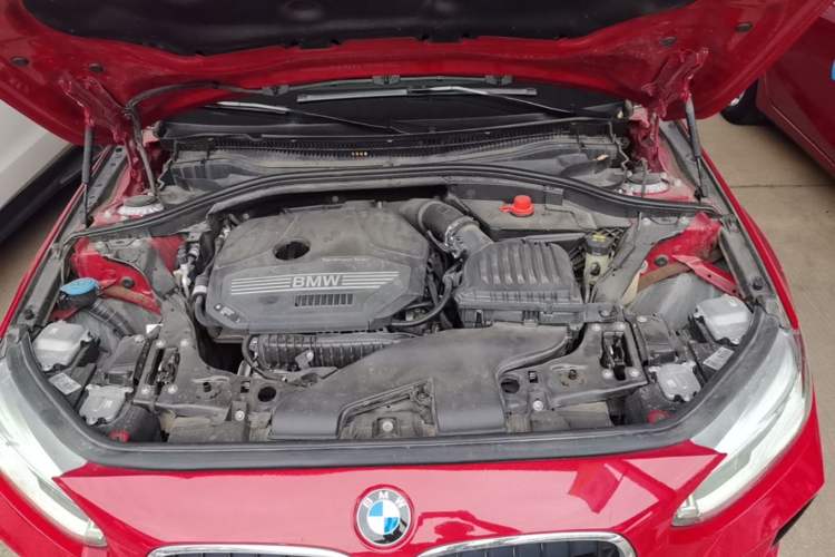 Used BMW 1 Series 2020 120i M Sport Package Engine Bay