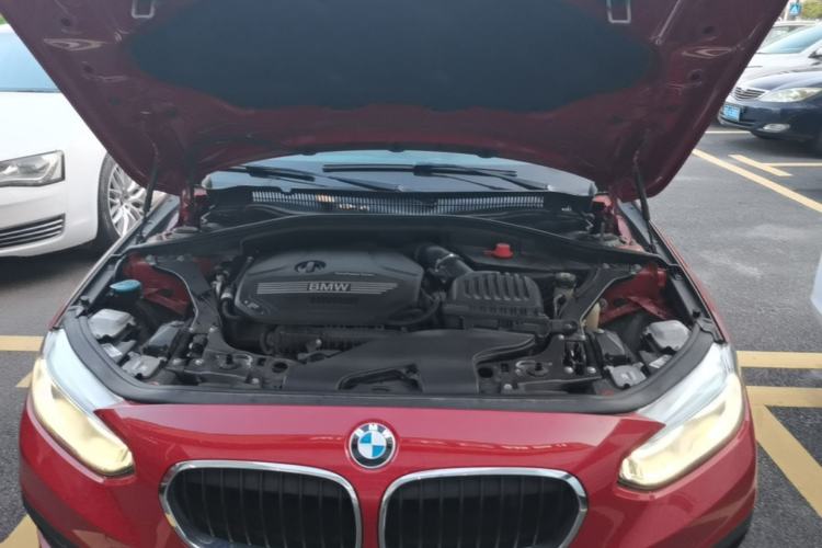 Used BMW 1 Series 2020 120i Fashion Model Engine Bay