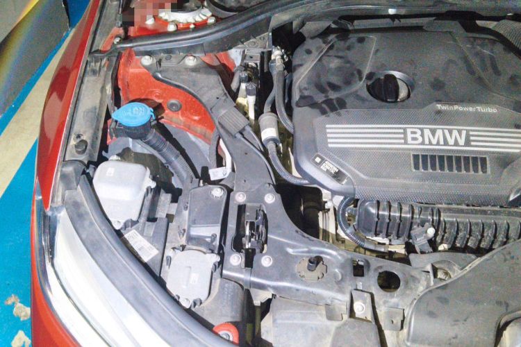 Used BMW 1 Series 2020 120i M Sport Package Engine Bay Right