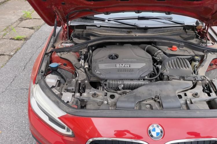 Used BMW 1 Series 2020 120i Fashion Model Engine Bay Right