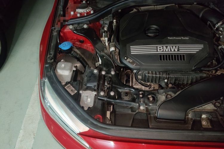 Used BMW 1 Series 2020 120i Fashion Model Engine Bay Right