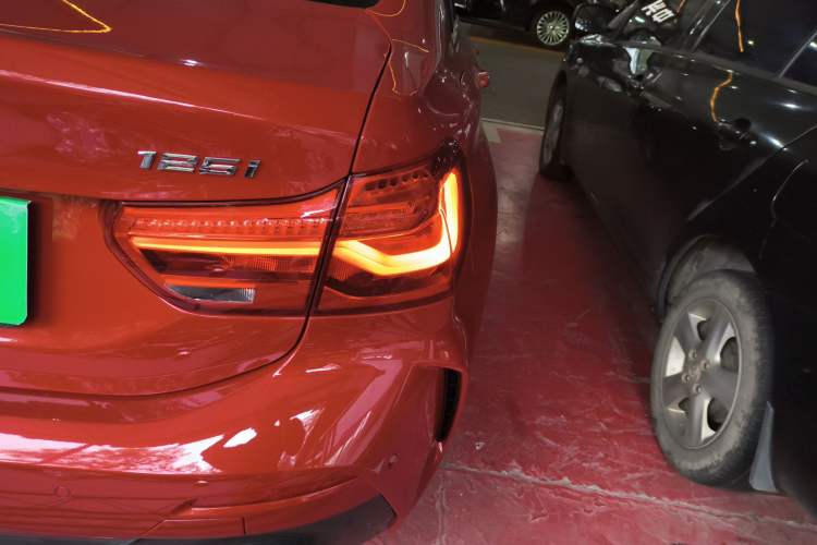 Used BMW 1 Series 2020 125i Leading Model M Sport Package Exterior 3
