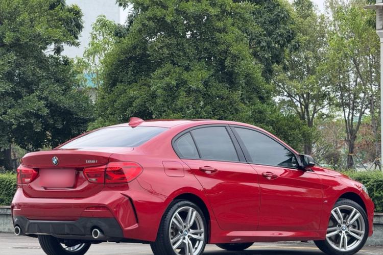 Used BMW 1 Series 2020 125i Leading Model M Sport Package Exterior 6