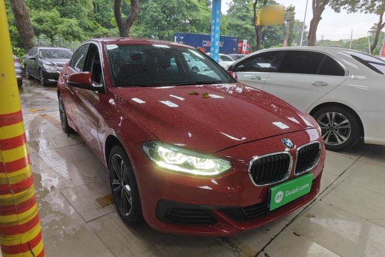 Used BMW 1 Series 2020 120i Fashion Model Front Right 45 Deg
