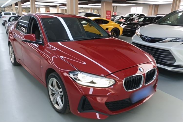 Used BMW 1 Series 2020 120i M Sport Package Front Right 45 Deg