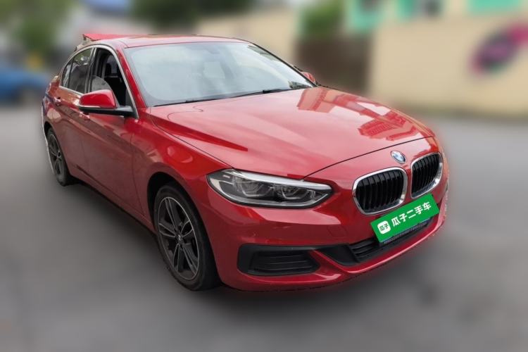Used BMW 1 Series 2020 120i Fashion Model Front Right 45 Deg