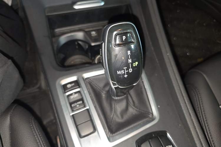 Used BMW 1 Series 2020 120i Fashion Model Gear Lever