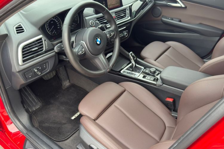 Used BMW 1 Series 2020 125i Leading Model M Sport Package Interior 3
