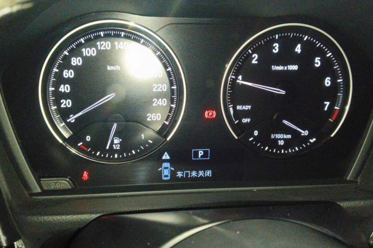 Used BMW 1 Series 2020 120i M Sport Package Odometer Close Up