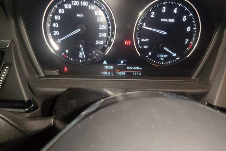 Used BMW 1 Series 2020 120i Fashion Model Odometer Close Up