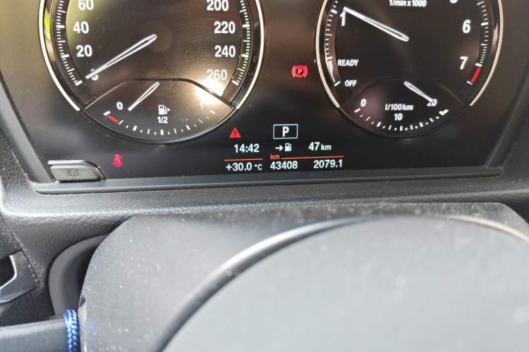 Used BMW 1 Series 2020 120i M Sport Package Odometer Close Up