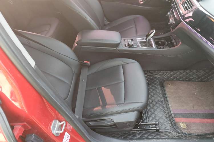Used BMW 1 Series 2020 120i Fashion Model Right Front Seat