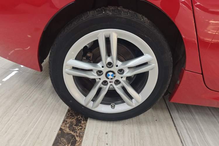 Used BMW 1 Series 2020 120i M Sport Package Right Rear Wheel Hub