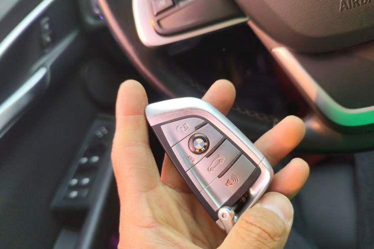 Used BMW 1 Series 2020 120i Fashion Model Vehicle Key