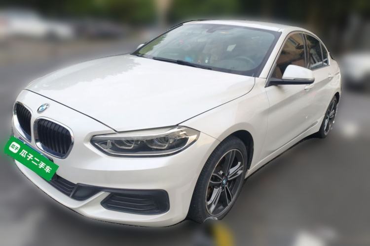 Ojetý BMW 1 Series 2020 120i Fashion Model Guazi used car, China used car export, Used car for sale, Used cars, Cheapest cars for sale