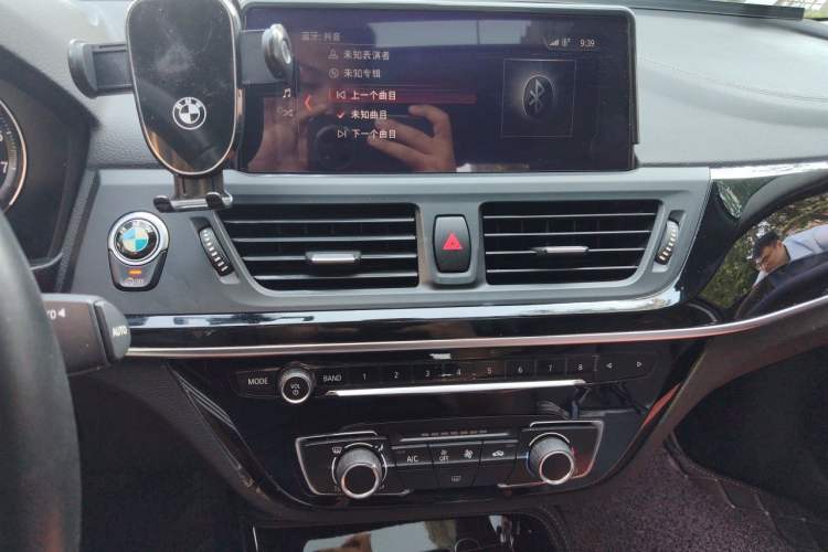 Used BMW 1 Series 2020 120i M Sport Package Audio And AC Panel