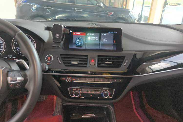 Used BMW 1 Series 2020 125i Leading Model M Sport Package Audio And AC Panel