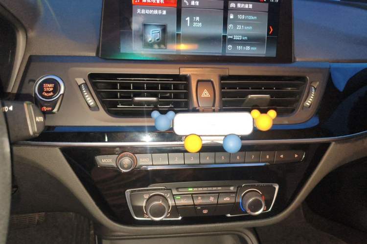 Used BMW 1 Series 2020 120i Fashion Model Audio And AC Panel