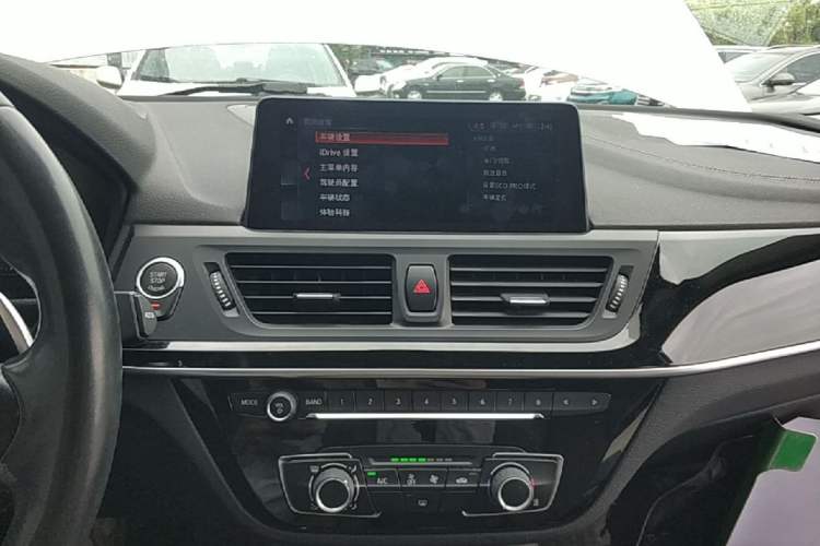 Used BMW 1 Series 2020 125i Leading Model M Sport Package Audio And AC Panel
