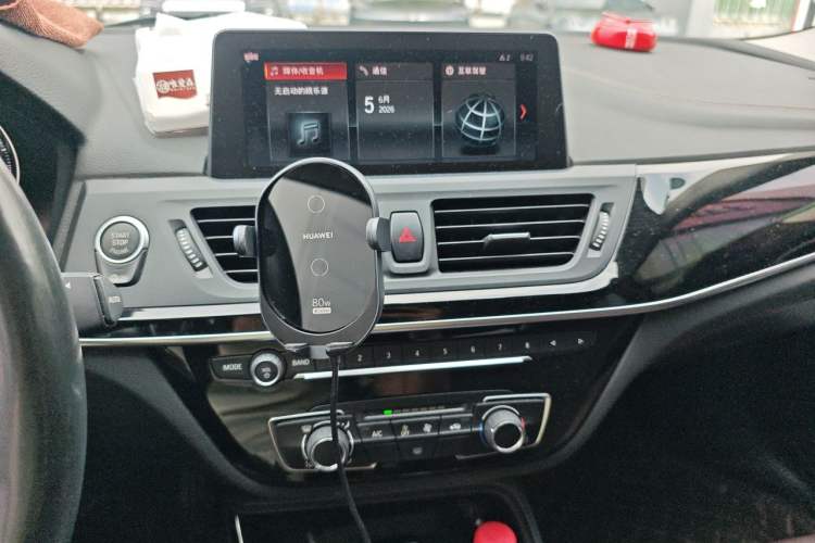 Used BMW 1 Series 2020 125i Leading Model M Sport Package Audio And AC Panel