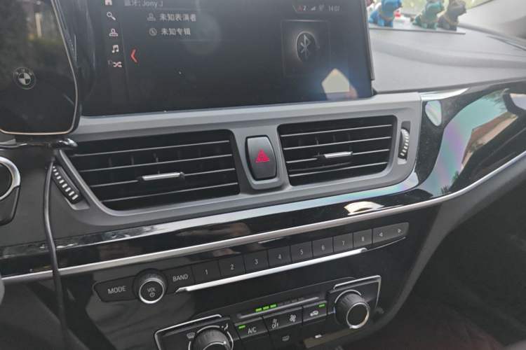 Used BMW 1 Series 2020 125i Leading Model M Sport Package Audio And AC Panel