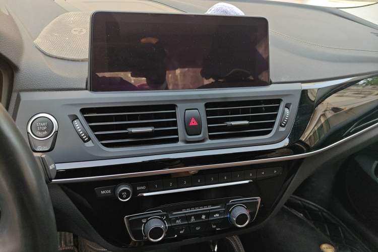 Used BMW 1 Series 2020 120i M Sport Package Audio And AC Panel