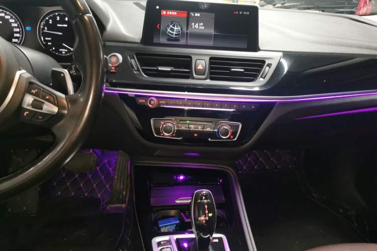 Used BMW 1 Series 2020 125i Leading Model M Sport Package Audio And AC Panel