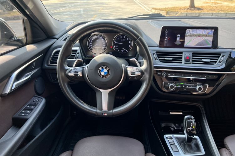 Used BMW 1 Series 2020 125i Leading Model M Sport Package Audio And AC Panel