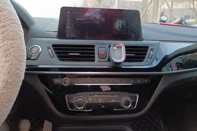 Used BMW 1 Series 2020 120i Fashion Model Audio And AC Panel