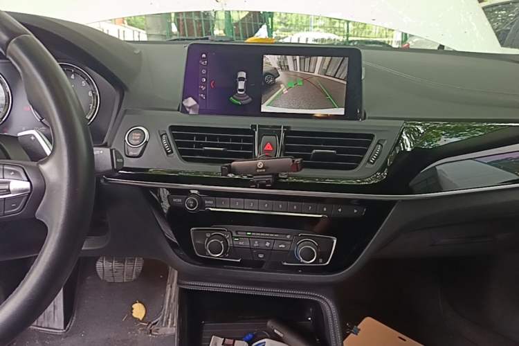 Used BMW 1 Series 2020 125i Leading Model M Sport Package Audio And AC Panel