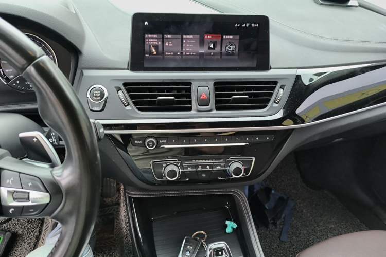 Used BMW 1 Series 2020 125i Leading Model M Sport Package Audio And AC Panel