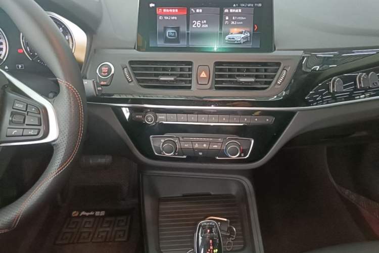 Used BMW 1 Series 2020 120i Fashion Model Audio And AC Panel