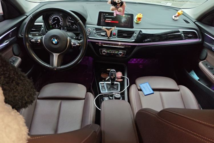 Used BMW 1 Series 2020 120i M Sport Package Center Console