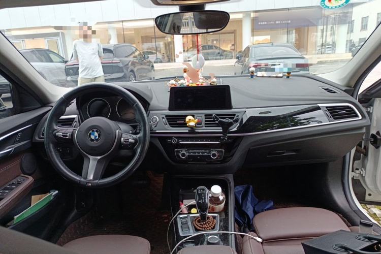 Used BMW 1 Series 2020 120i M Sport Package Center Console